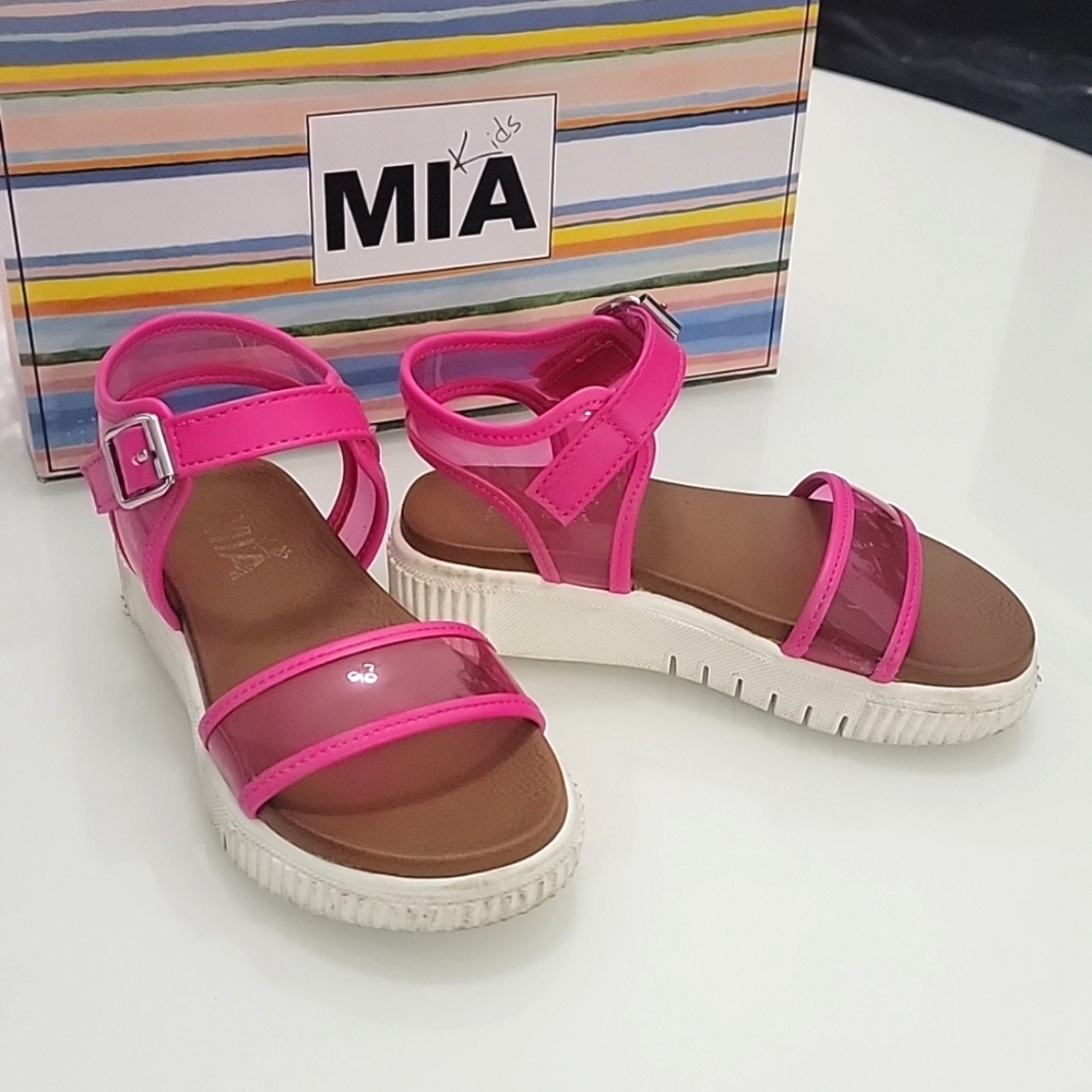 Mia kids hot pink sandals